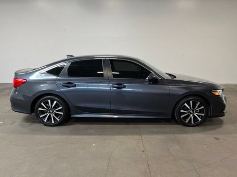Used 2024 Honda Civic EX image 2