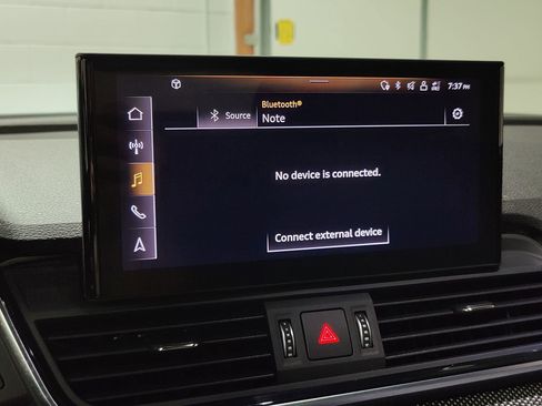 Used 2022 Audi SQ5 Premium Plus w/ Premium Plus Package image 38