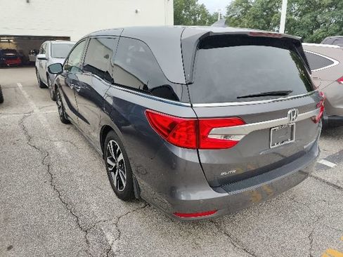 Used 2018 Honda Odyssey Elite image 7