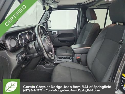 Used 2022 Jeep Gladiator Sport AWD/4WD image 10