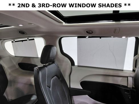 Certified 2019 Chrysler Pacifica Limited image 20