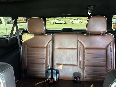 Used 2023 GMC Yukon XL Denali Ultimate image 23