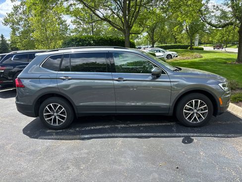 Used 2019 Volkswagen Tiguan SE AWD/4WD image 4