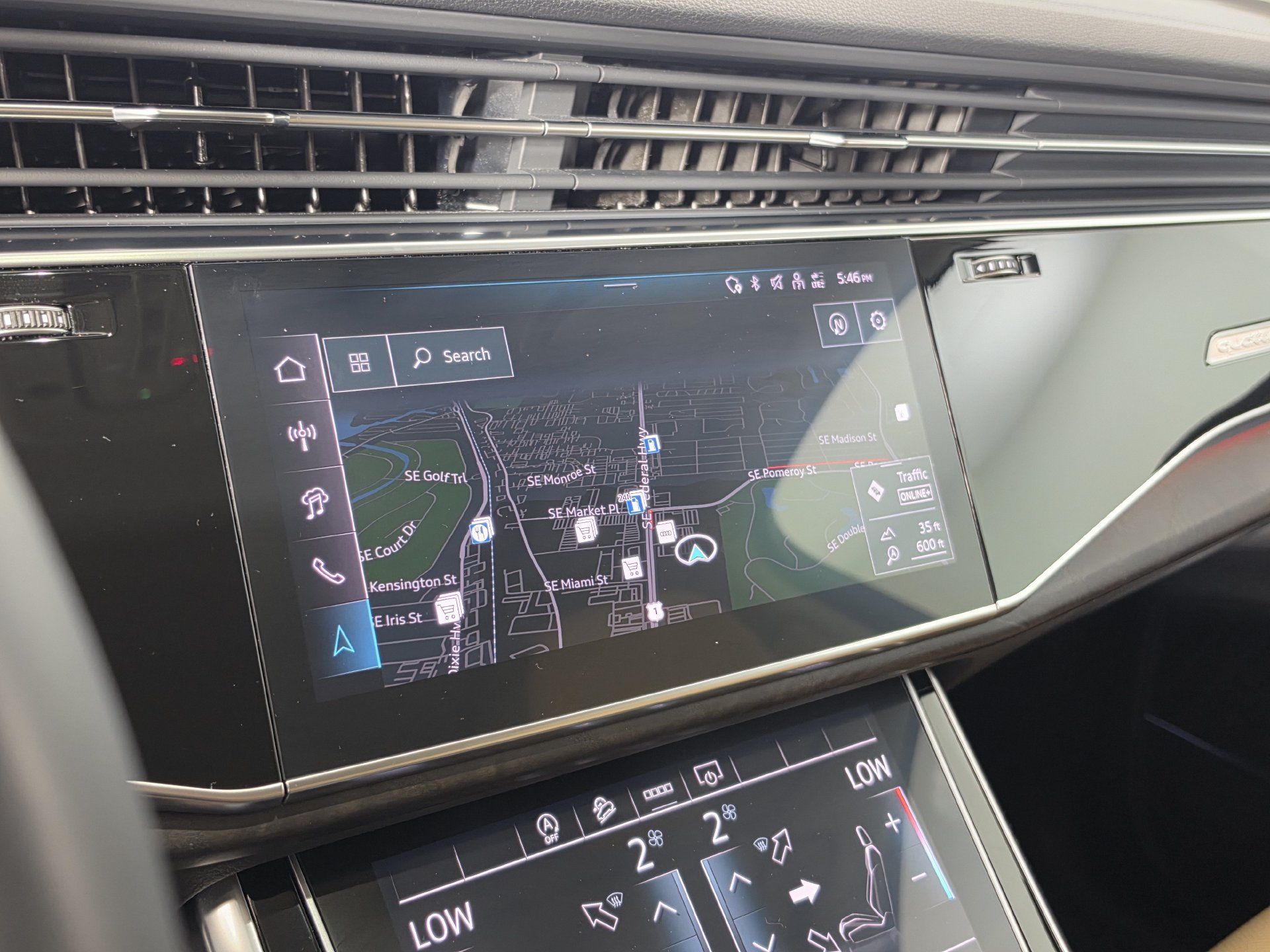 Used 2025 Audi Q7 3.0T Premium Plus AWD/4WD image 17