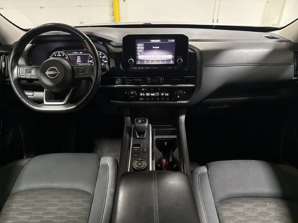 Used 2024 Nissan Pathfinder SV AWD/4WD image 10