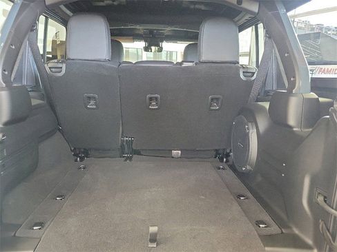 New 2025 Jeep Wrangler Unlimited Rubicon w/ Safety Group AWD/4WD image 18