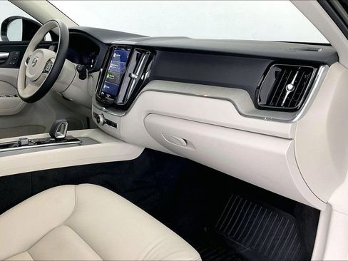 Certified 2023 Volvo XC60 B5 Plus w/ Protection Package Premier image 22