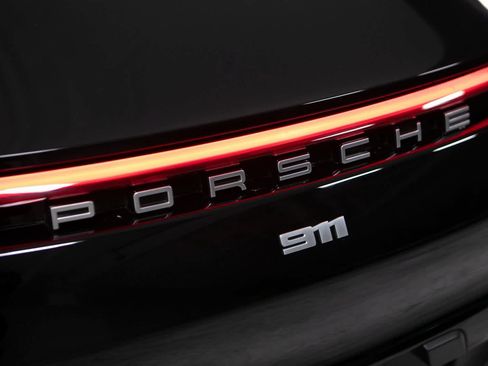 Certified 2021 Porsche 911 Carrera image 34