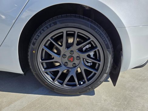 Used 2024 Tesla Model 3 Standard Range image 25