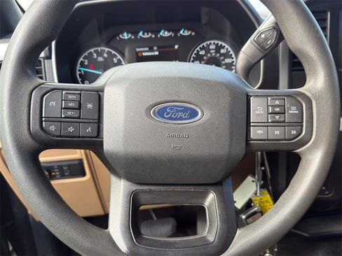 Used 2022 Ford F150 XLT image 25