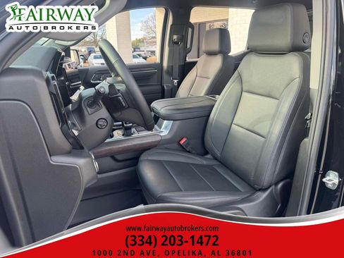 Used 2024 GMC Sierra 1500 SLT w/ SLT Premium Plus Package AWD/4WD image 23