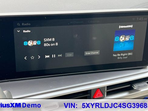 Certified 2025 Kia Sorento S image 36