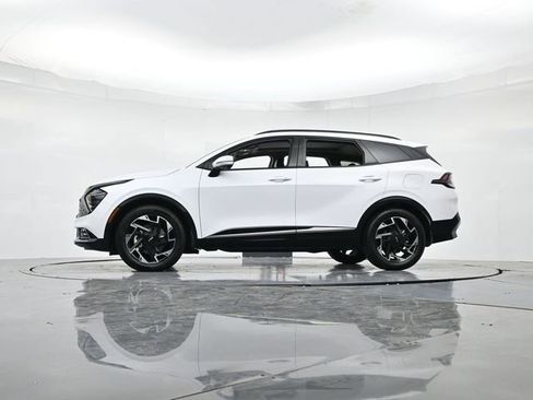 Used 2025 Kia Sportage SX image 38