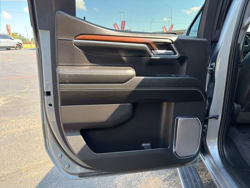 Used 2024 GMC Sierra 1500 Denali w/ Denali Reserve Package AWD/4WD image 35