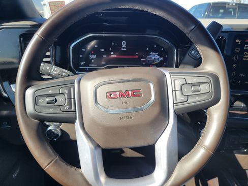 Used 2024 GMC Sierra 2500 SLT w/ SLT Convenience Package image 8