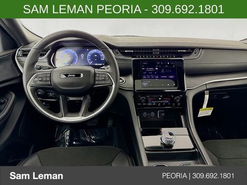 New 2025 Jeep Grand Cherokee Altitude image 22