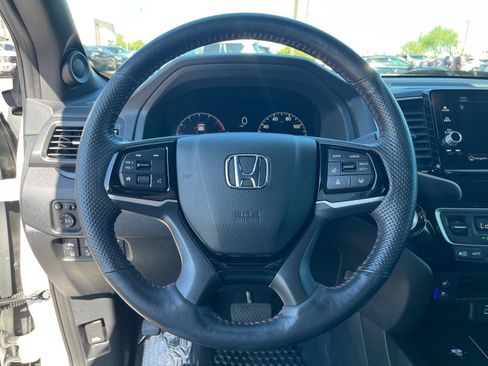 Used 2024 Honda Ridgeline Black Edition image 18