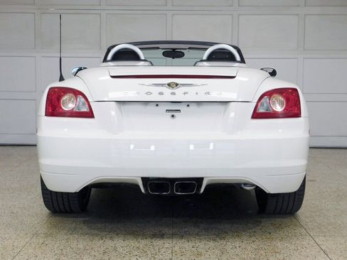 Used 2005 Chrysler Crossfire Limited RWD image 10