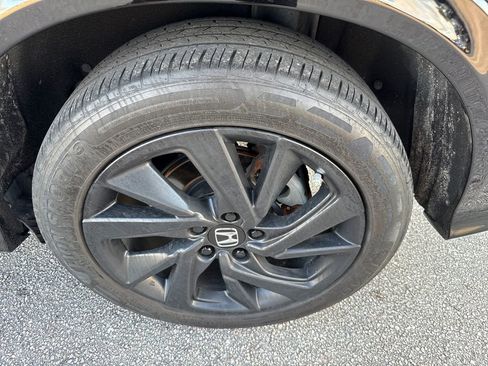 Used 2022 Honda HR-V Sport image 12