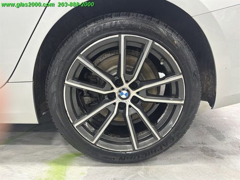 Used 2019 BMW 330i xDrive Sedan w/ Driving Assistance Package AWD/4WD image 16