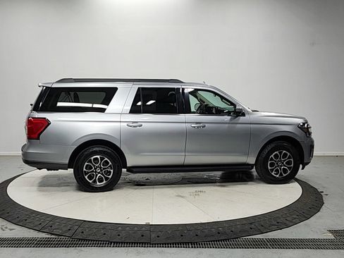 Used 2024 Ford Expedition Max XLT AWD/4WD image 8