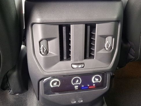 Used 2026 BMW X3 xDrive30 w/ Convenience Package image 11