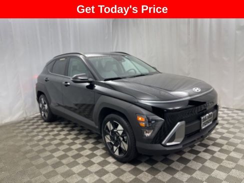 Used 2025 Hyundai Kona SEL image 2