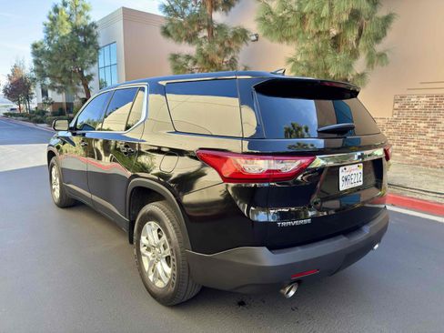 Used 2018 Chevrolet Traverse LS image 11