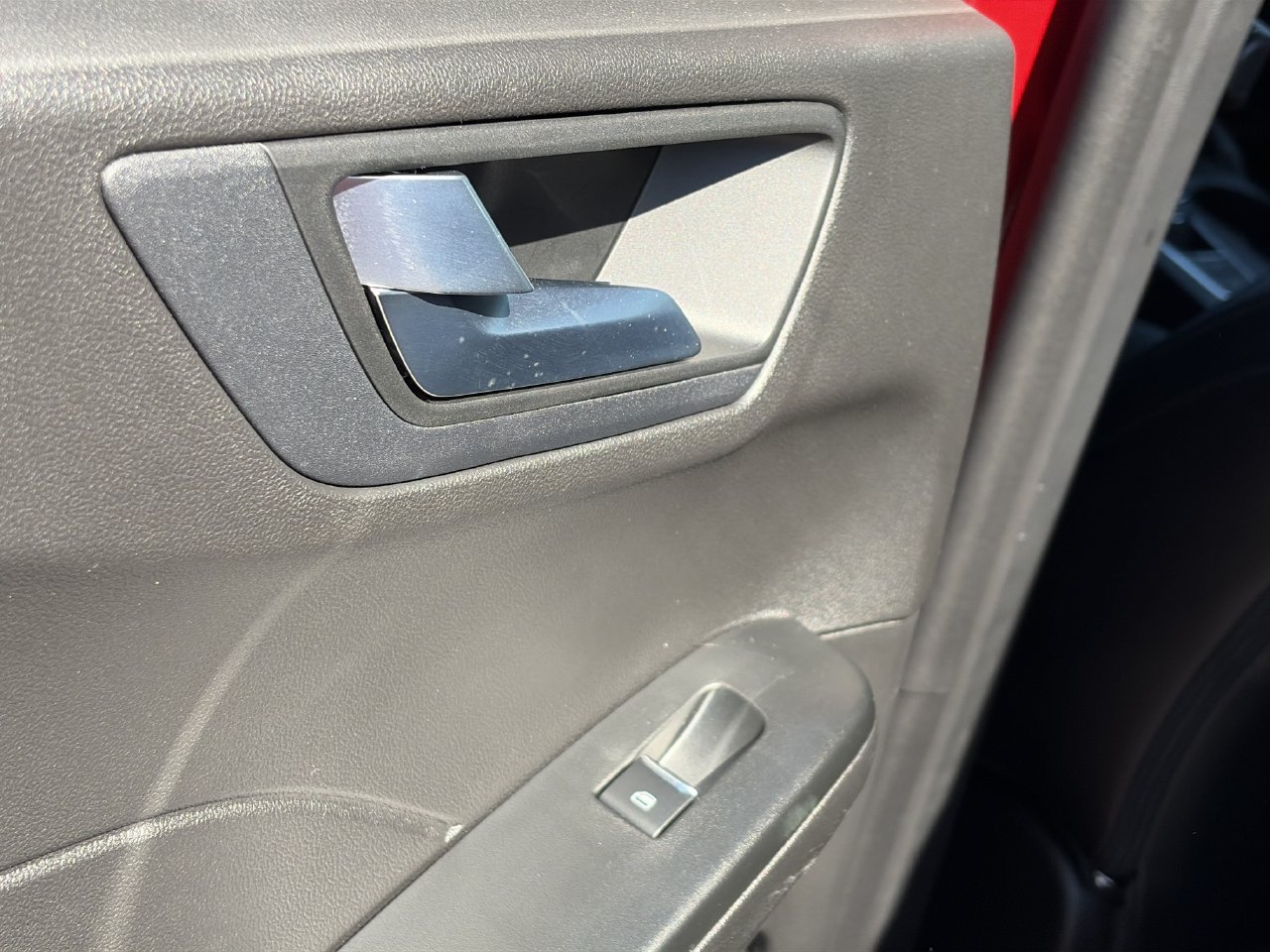 Used 2023 Ford Escape SE FWD image 16