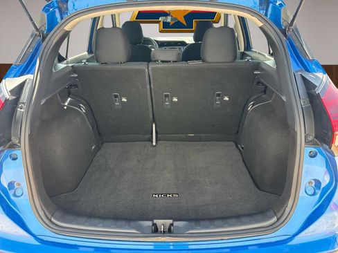 Used 2024 Nissan Kicks S FWD image 18