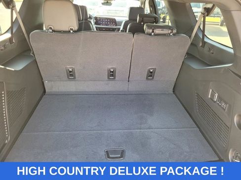 New 2026 Chevrolet Suburban High Country image 8