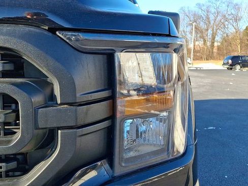 Used 2023 Ford F150 XL w/ Trailer Tow Package image 11