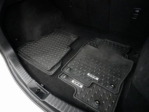 Used 2021 MAZDA CX-5 Touring image 28