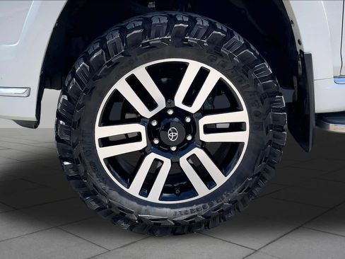 Used 2014 Toyota 4Runner Limited RWD image 10