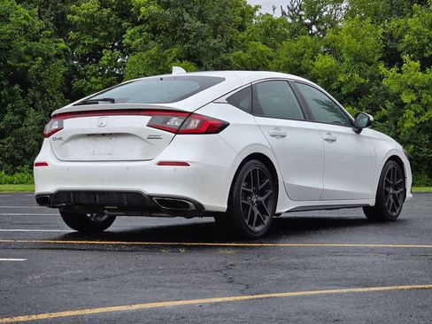 Used 2022 Honda Civic Sport Touring image 4