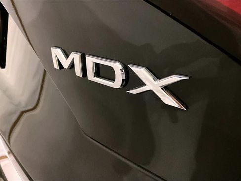 Used 2024 Acura MDX SH-AWD w/ Technology Package image 9