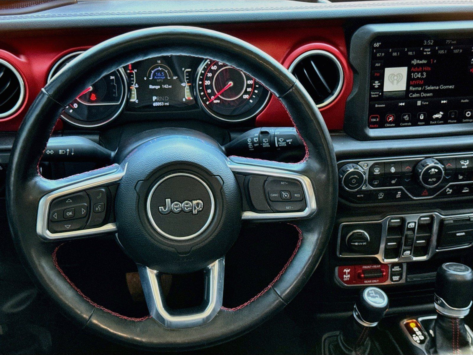 Used 2021 Jeep Wrangler Unlimited Rubicon AWD/4WD image 13