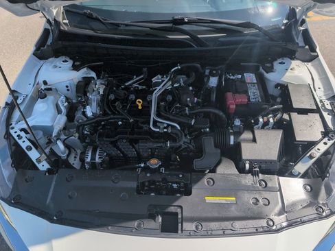 Used 2025 Nissan Altima 2.5 SV image 11