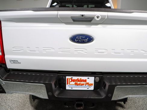 Used 2023 Ford F250 Lariat w/ Tow Technology Package AWD/4WD image 8