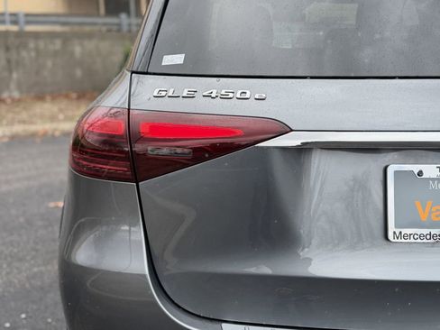 Certified 2025 Mercedes-Benz GLE 450e 4MATIC image 12