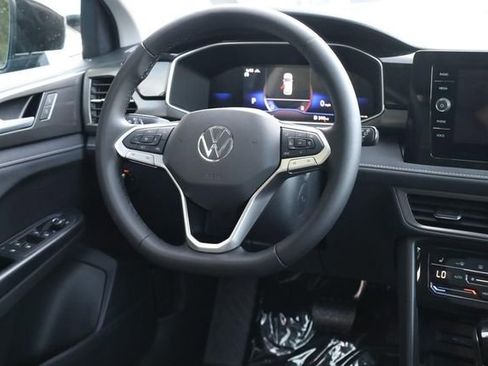 New 2025 Volkswagen Taos SE image 25