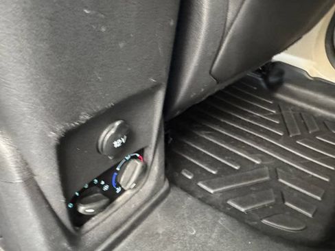 Used 2016 Ford Transit Connect Titanium FWD image 29