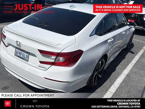 Used 2020 Honda Accord Sport image 2