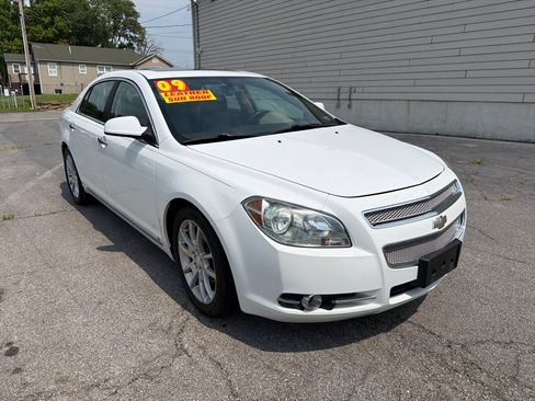 Used 2009 Chevrolet Malibu LTZ w/ HFV6 Engine Package FWD image 4