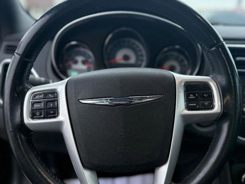 Used 2011 Chrysler 200 Limited image 15