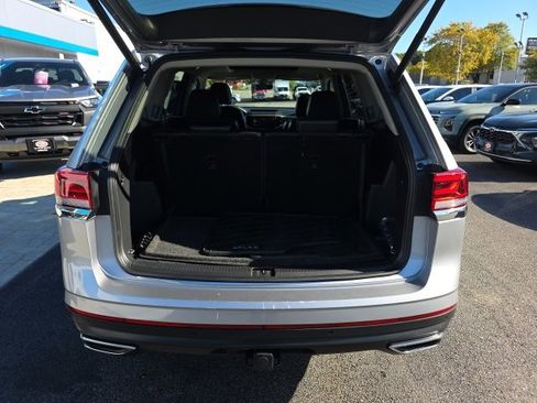 Used 2023 Volkswagen Atlas SEL image 30