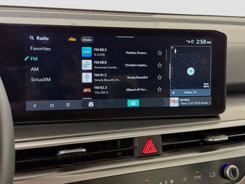 Used 2025 Kia Sorento S image 16