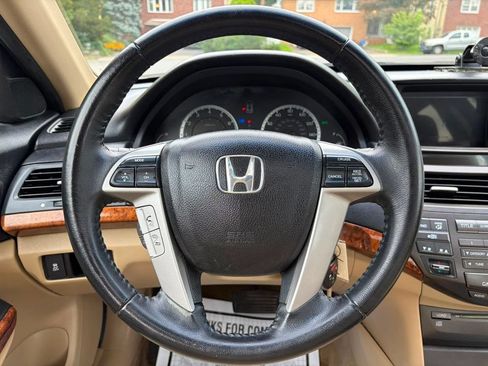 Used 2011 Honda Accord EX-L image 12