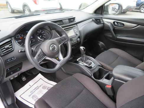 Used 2018 Nissan Rogue Sport S w/ S Appearance Package image 11
