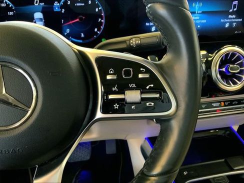 Used 2023 Mercedes-Benz GLA 250 4MATIC image 24